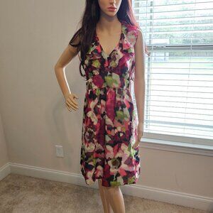 Ann Taylor Loft - size 8 Multi-colored feminine print sleeveless dress